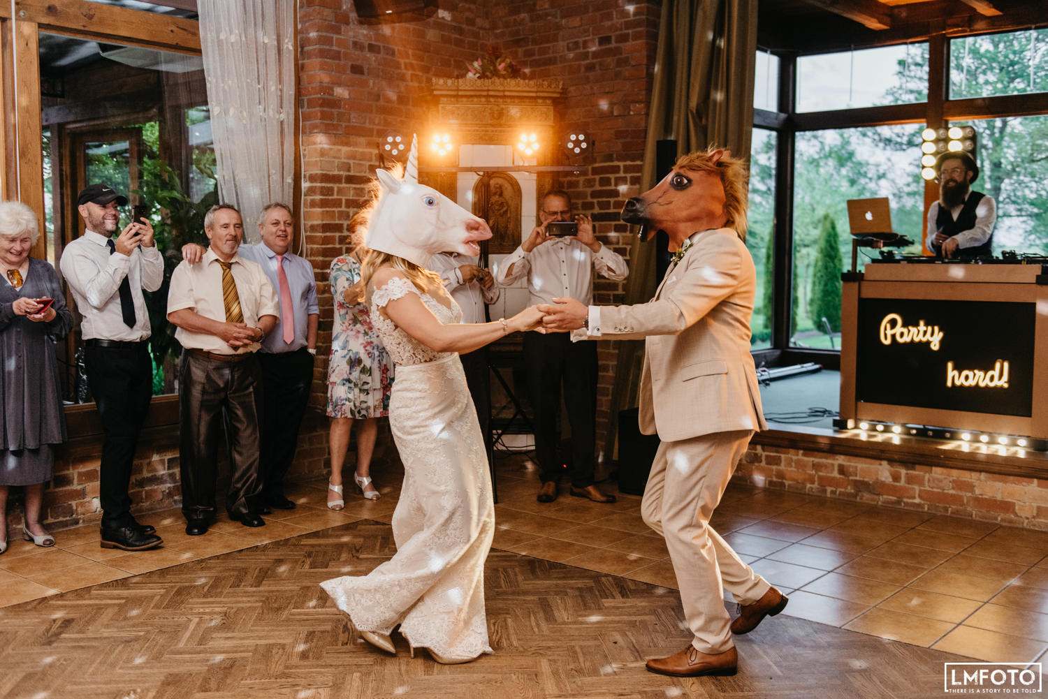 Professional Wedding Photographer Plans Own Wedding 1