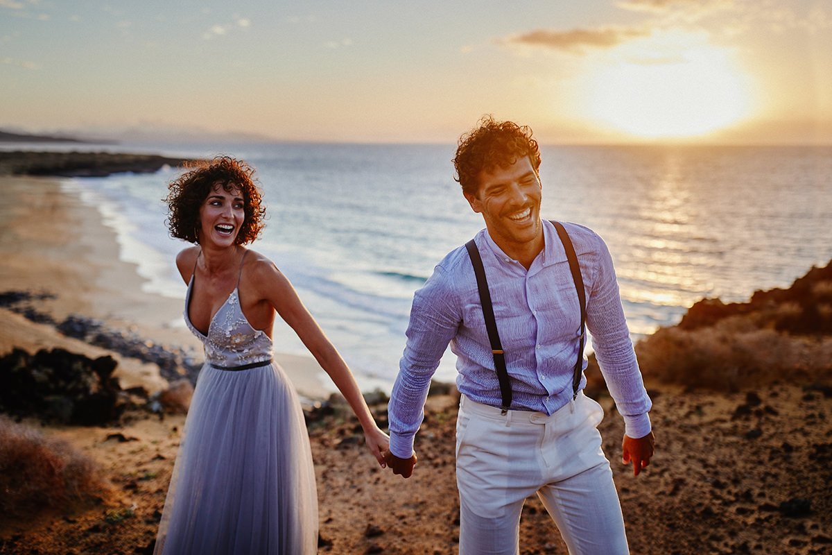 Wedding Timeline: 10 Stages for Planning Your Wedding Day Timings - A ...