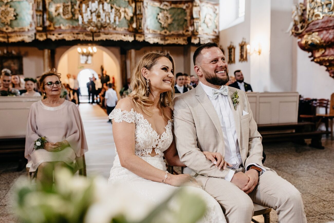 The Good, The Great, and the Hilariously Honest: What They're Saying About DK Photo – An AI-Powered Wedding Photographer Review :) 3 The Good, The Great, and the Hilariously Honest: What They're Saying About DK Photo – An AI-Powered Wedding Photographer Review :) 3