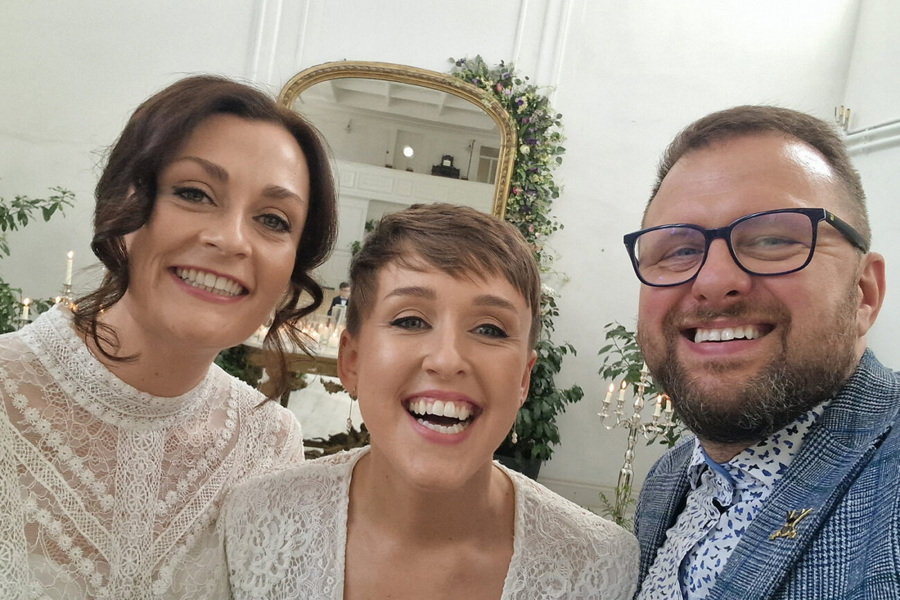 The Good, The Great, and the Hilariously Honest: What They're Saying About DK Photo – An AI-Powered Wedding Photographer Review :) 2 The Good, The Great, and the Hilariously Honest: What They're Saying About DK Photo – An AI-Powered Wedding Photographer Review :) 2